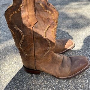 Dan Post Tan Leather Cowboy Boots